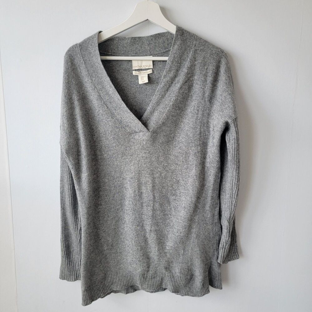 Cynthia Rowley womens 100% cashmer sweater size XS gray long-sleeve v-neck